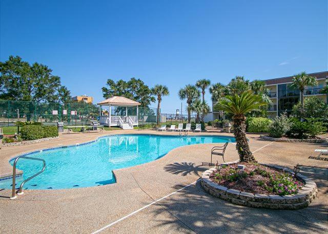 Fun 2 Bed/2 Bath Condo With Pool On Biloxi Beach Kültér fotó